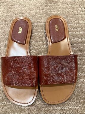 Zara Brown Flat Slide Sandals